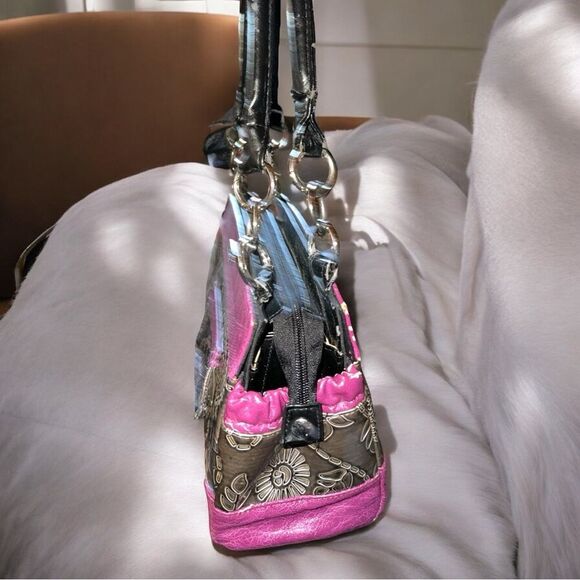 Miche Classic Chain Handle Bag and 3 Covers Madelynn Leila Pink Ribbon Shells - Picture 5 of 16